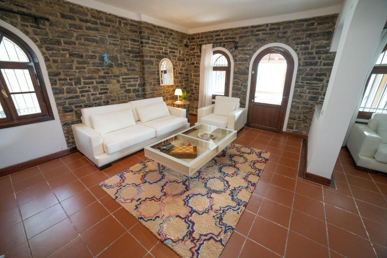Villa Dolphin *